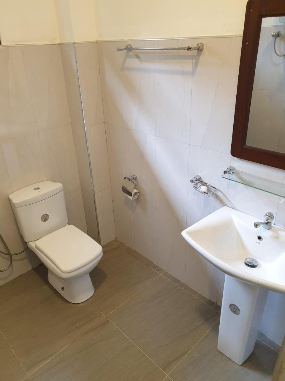 Delhousie Hotel Наллатаннія Номер фото